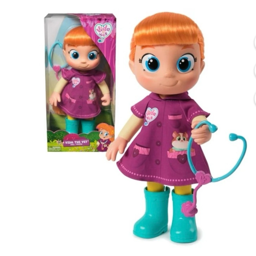 Vida the Vet Doll with Accessories